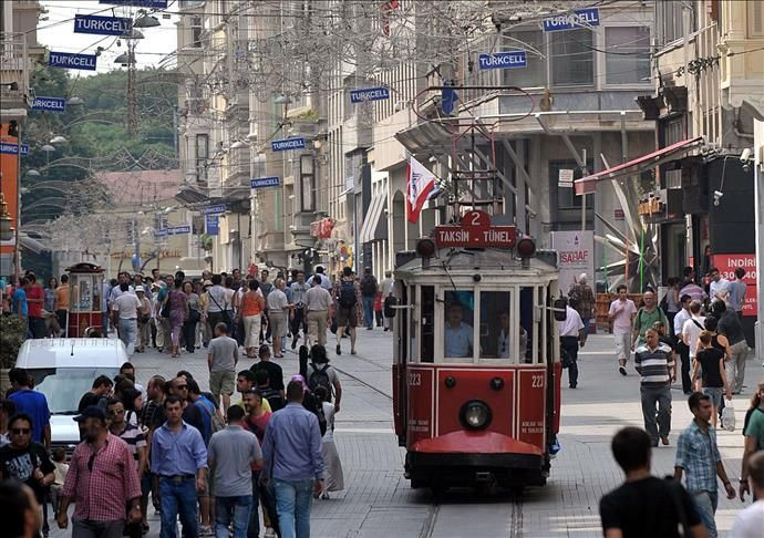 Yeni araştırma: Yeni orta sınıf, karamsar gençler, dijital kentliler Erdoğan'a oy verecek mi? - Sayfa 1