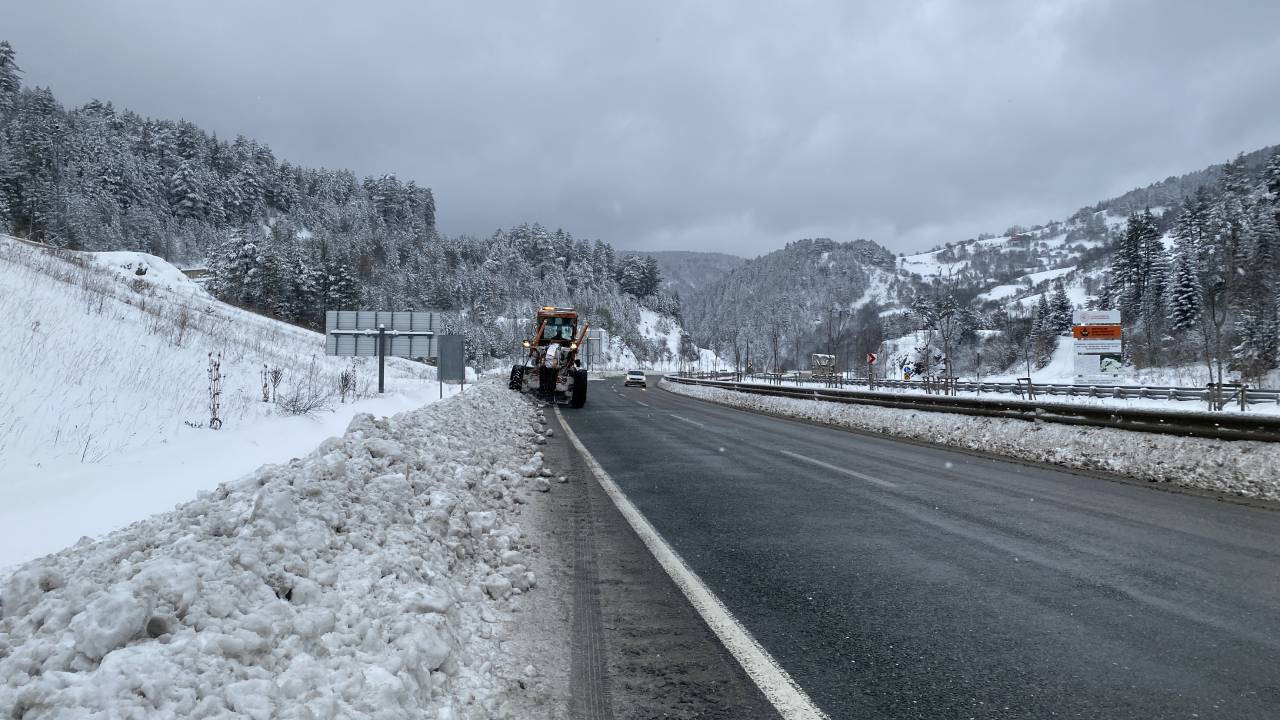 Kastamonu’da 526 köy yolu ulaşıma kapandı