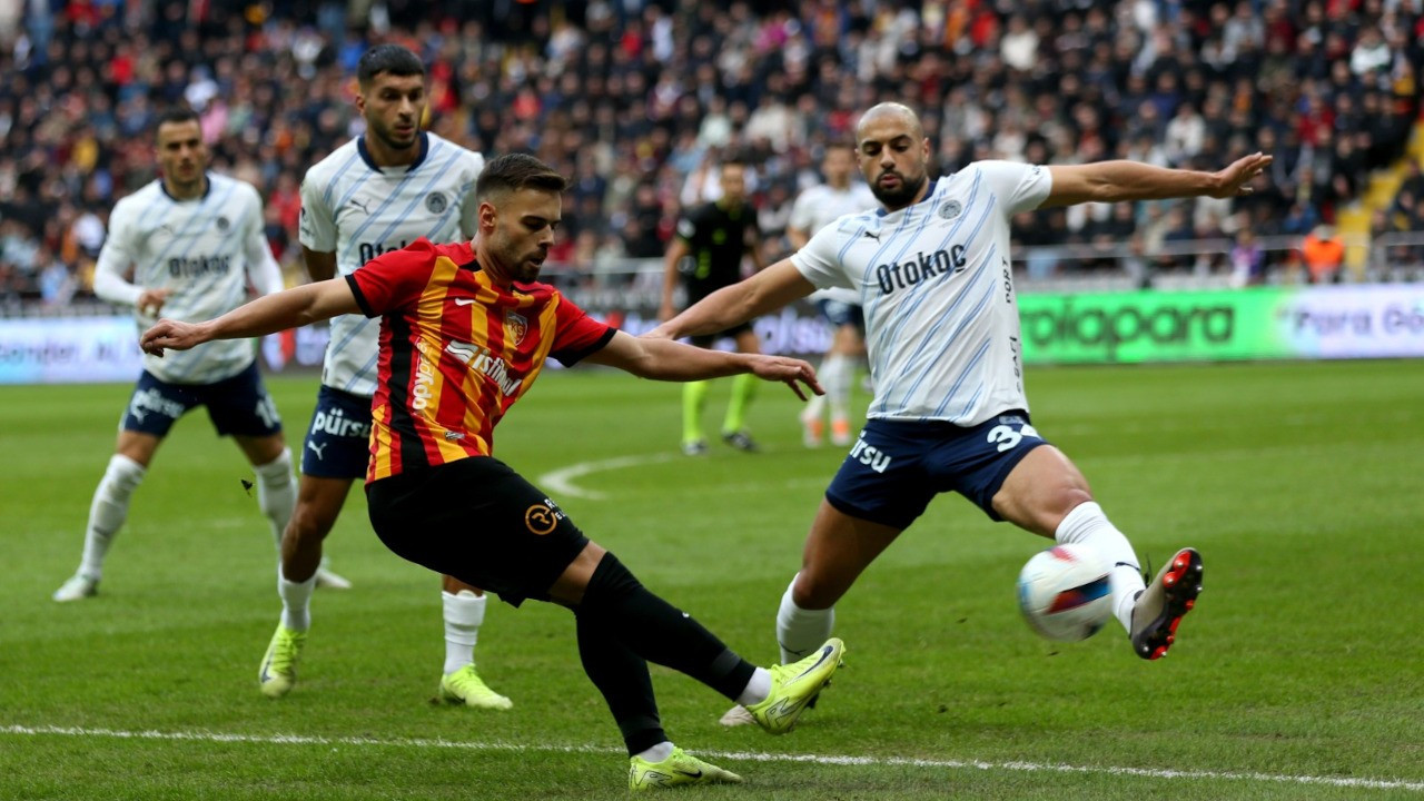 Eski hakemlerden net yorum: Fenerbahçe'nin kazandığı penaltı doğru mu?