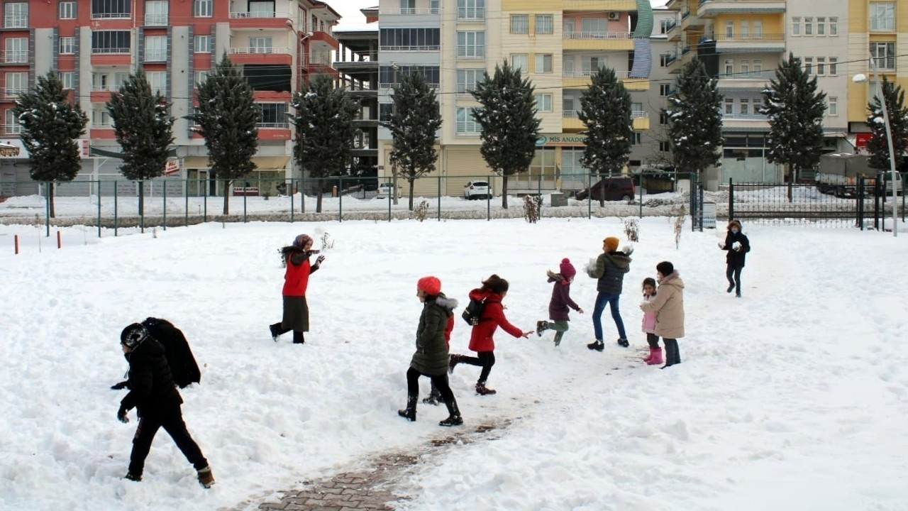 Dokuz ilde eğitime kar nedeniyle ara verildi