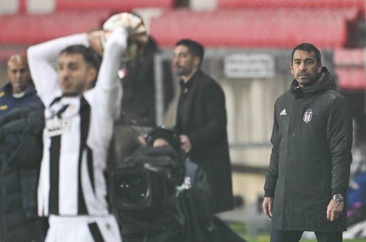 Nihat Kahveci canlı yayında çileden çıktı: 'Beşiktaş'ı bu hale nasıl getirdiniz?' - Sayfa 3