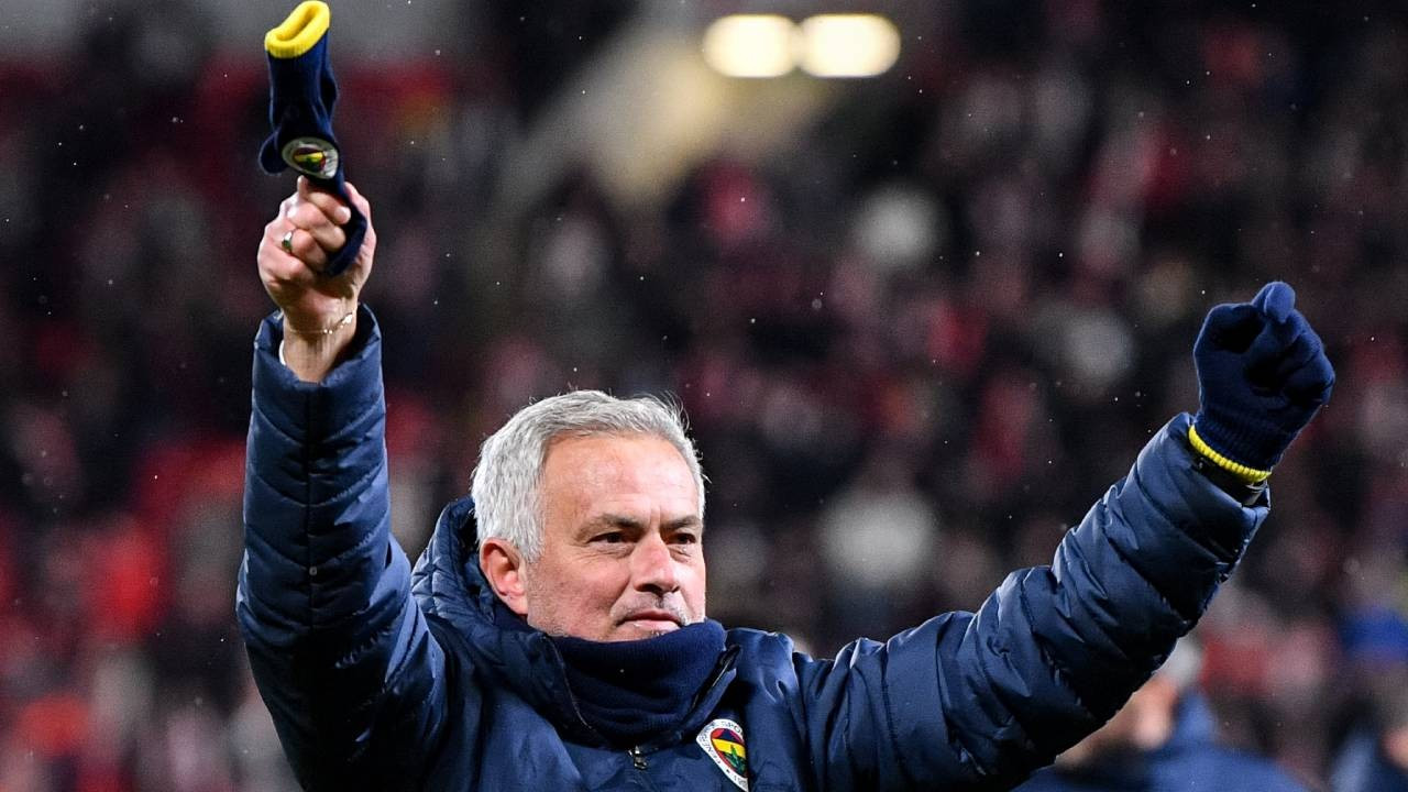 Jose Mourinho'dan Avrupa Ligi yorumu: Evimizde kaderimizi belirleyeceğiz