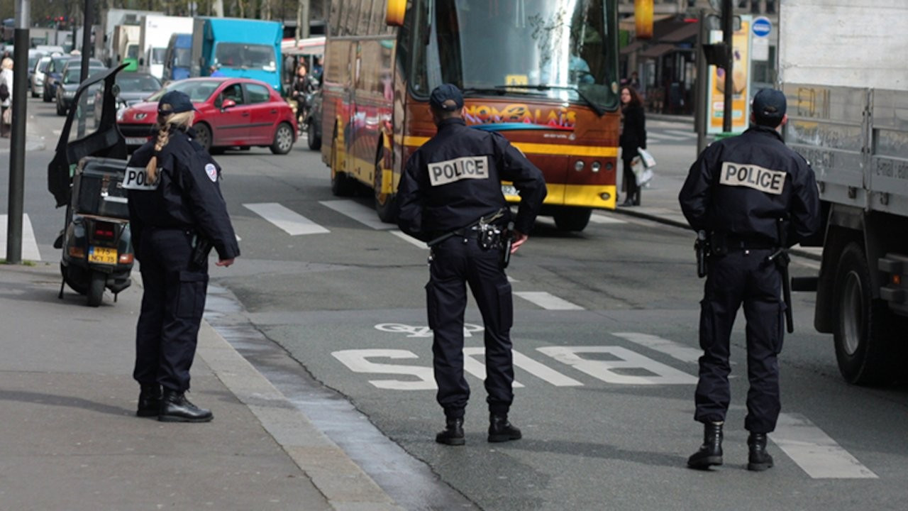 Fransız polisi duyurdu: Kaçakçılık ağı çökertildi