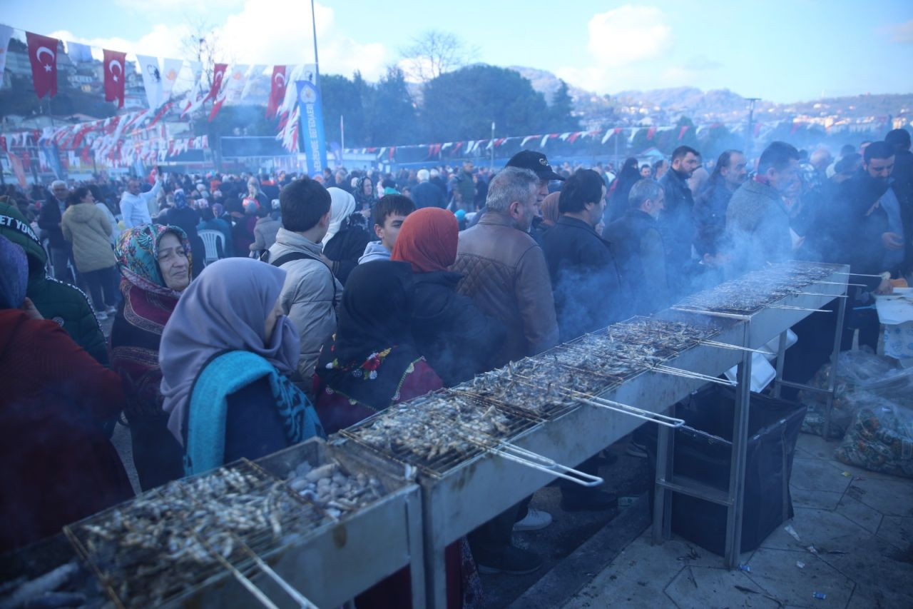 Ordulular 10 ton hamsiyle festival yaptılar - Sayfa 1