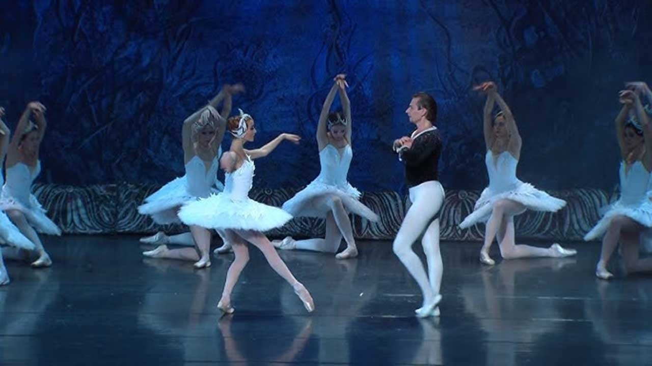 'Kuğu Gölü' The Imperial Russian Ballet Company yorumuyla İstanbul'da