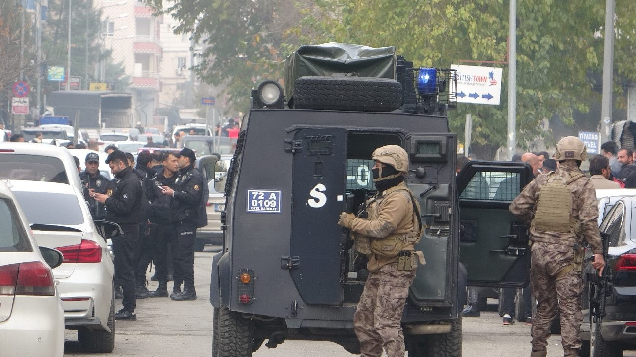 Batman'da iki grup arasındaki kavgaya polis müdahalesi