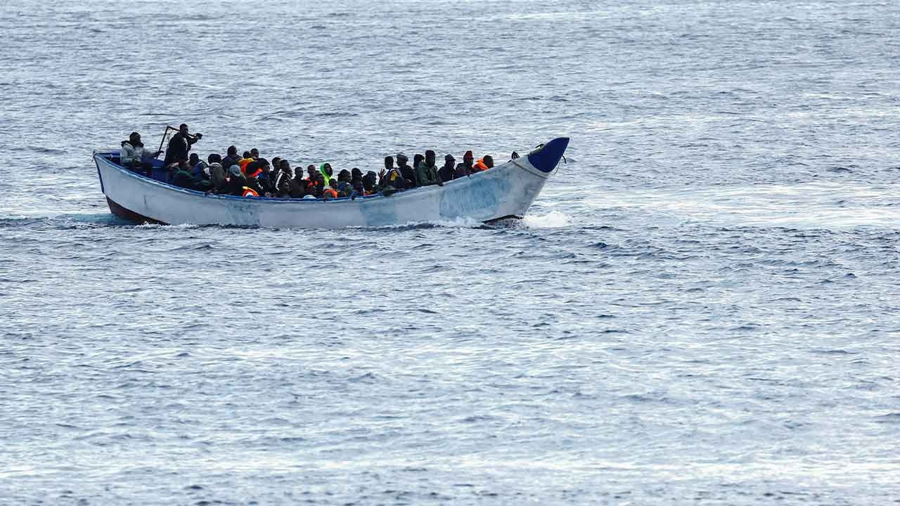 Kanarya Adaları'na ulaşmaya çalışan 6 mülteci hayatını kaybetti