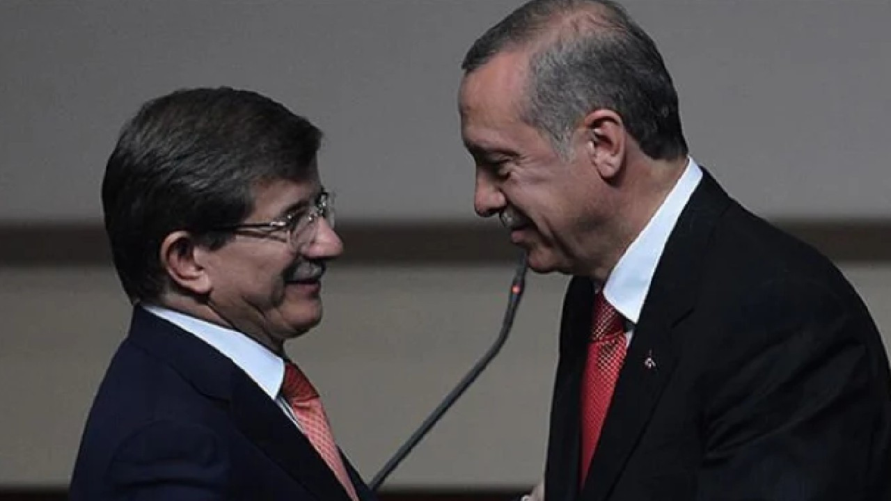 Mücahit Birinci'den Davutoğlu çağrısı: AK Parti'de siyaset yapabilmeli