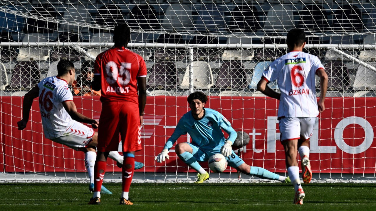 Sivasspor turu geçti