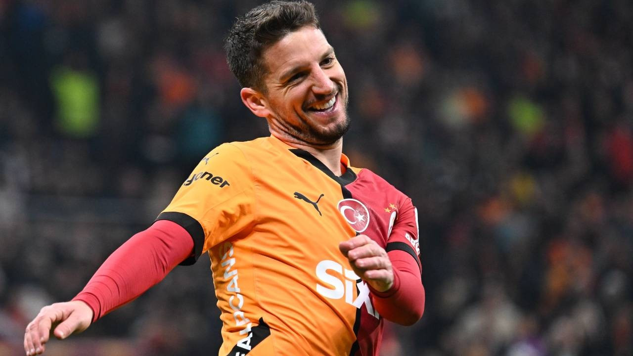 Mertens'ten açıklama: Galatasaray'da devam edecek mi?