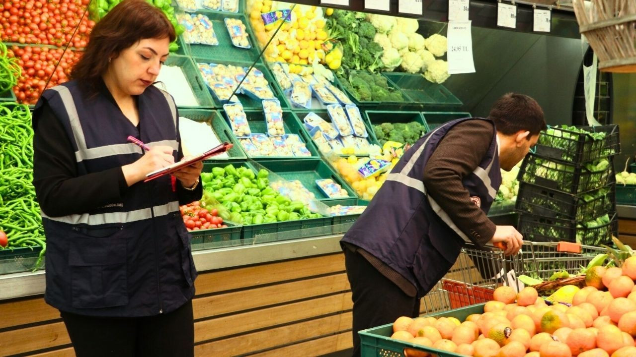 Zincir marketlerde satılan çamaşır suyu 'güvenlik için' toplatılıyor