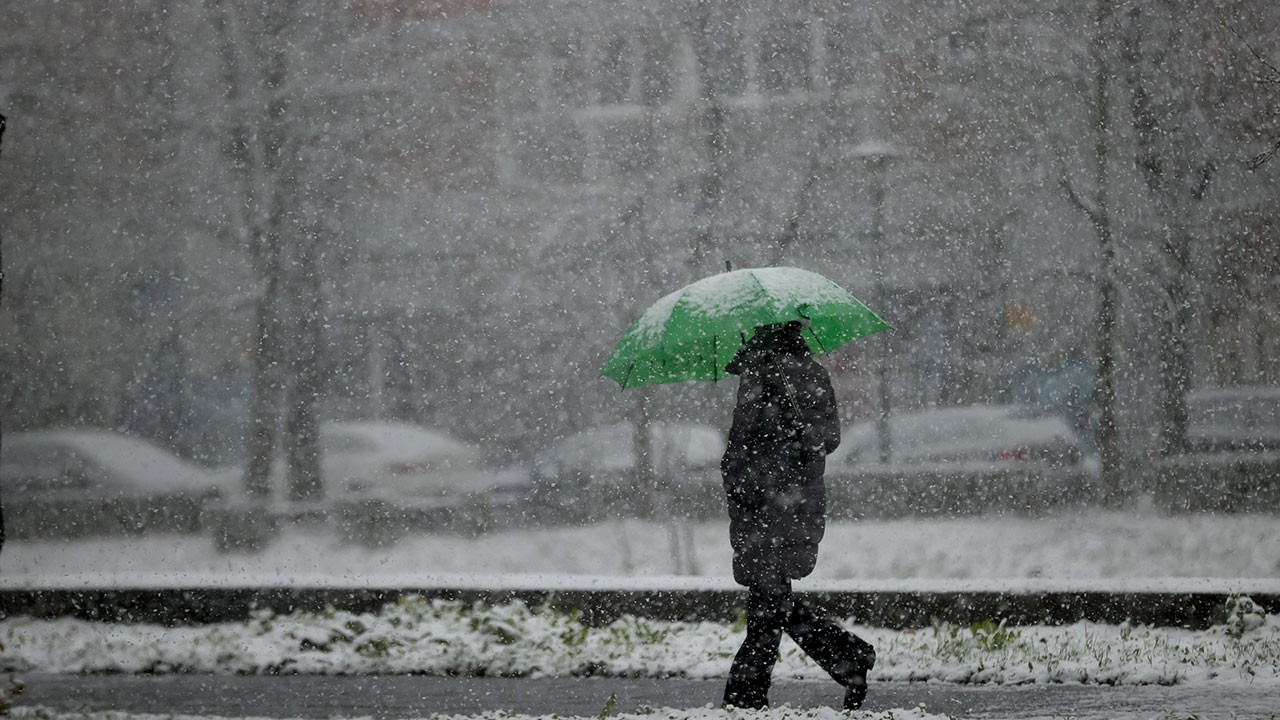 Meteoroloji'den 9 il için sarı kodlu kuvvetli sağanak ve kar uyarısı