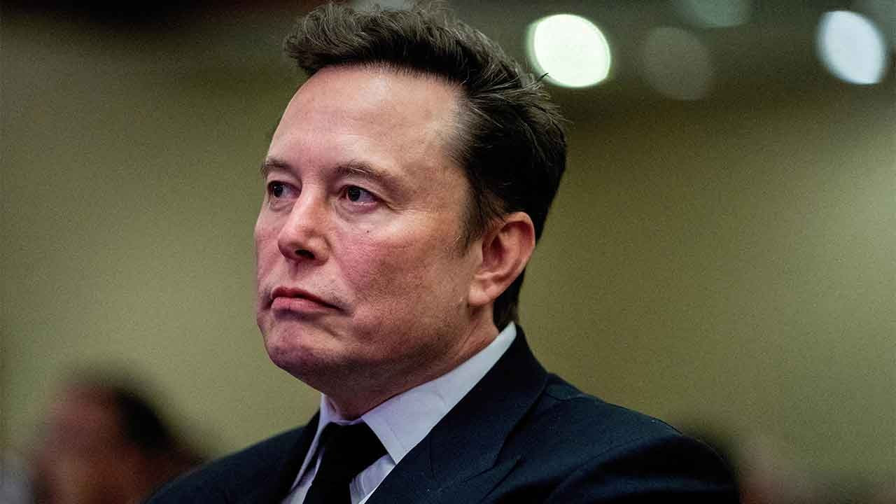 Elon Musk Alman gazetesine yazdı, yazar editörü istifa etti