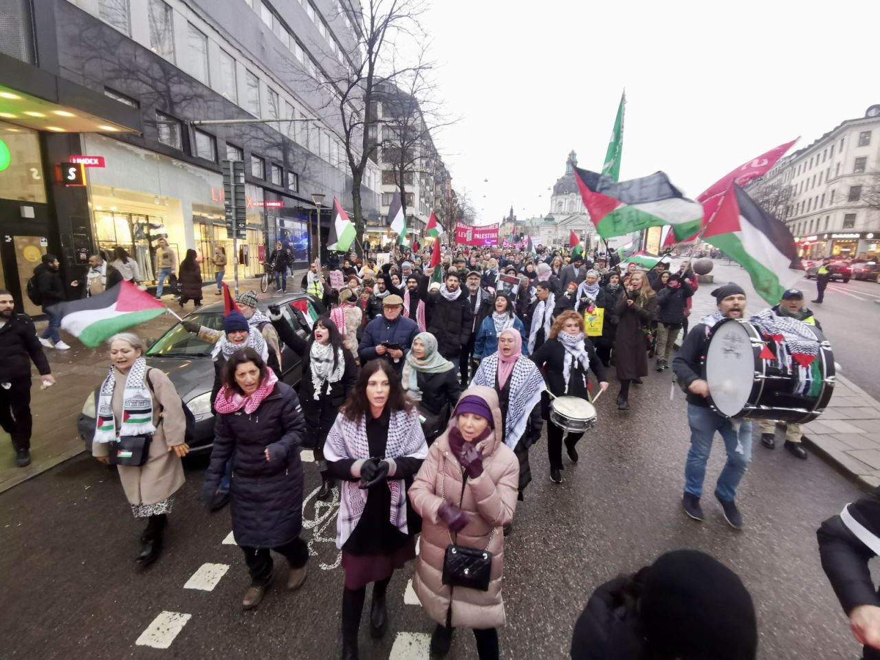 Stockholm'de İsrail'e protesto: 'Artık bu olanlara seyirci kalamayız' - Sayfa 2