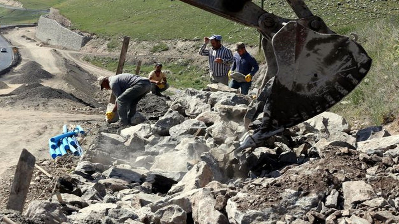 Heyelan doğal gaz borusuna zarar verdi, Ardahan'da gaz kesildi