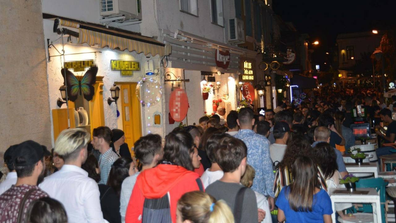 Çeşme'de yılbaşı hareketliliği: Doluluk yüzde 95