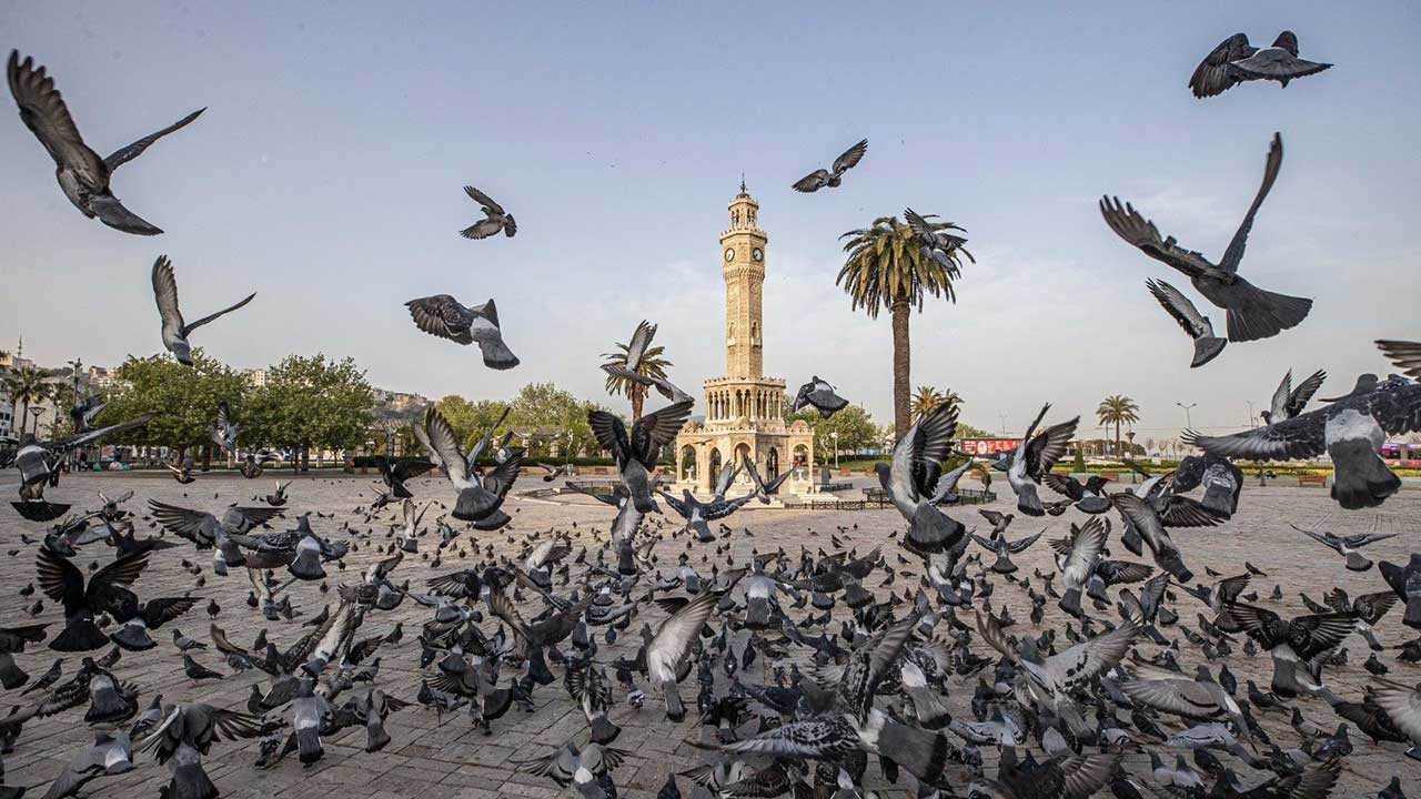 'İzmir yaşanabilir, dayanıklı ve refah seviyesi yüksek kent olacak'