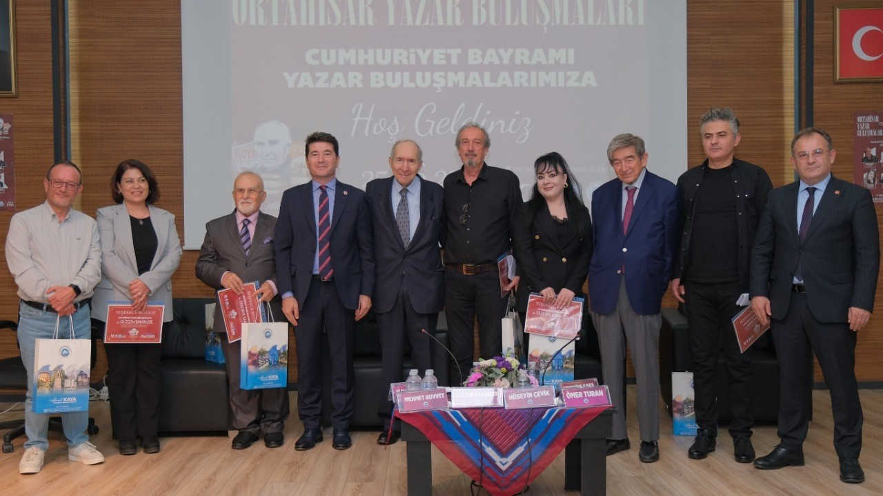 Ahmet Kaya: Trabzon'u yeniden sanat kenti yapacağız