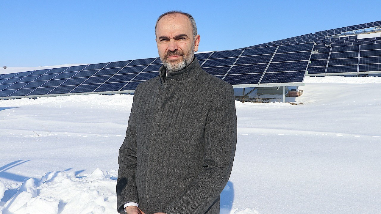 Bayburt Üniversitesi güneşle aydınlanıyor