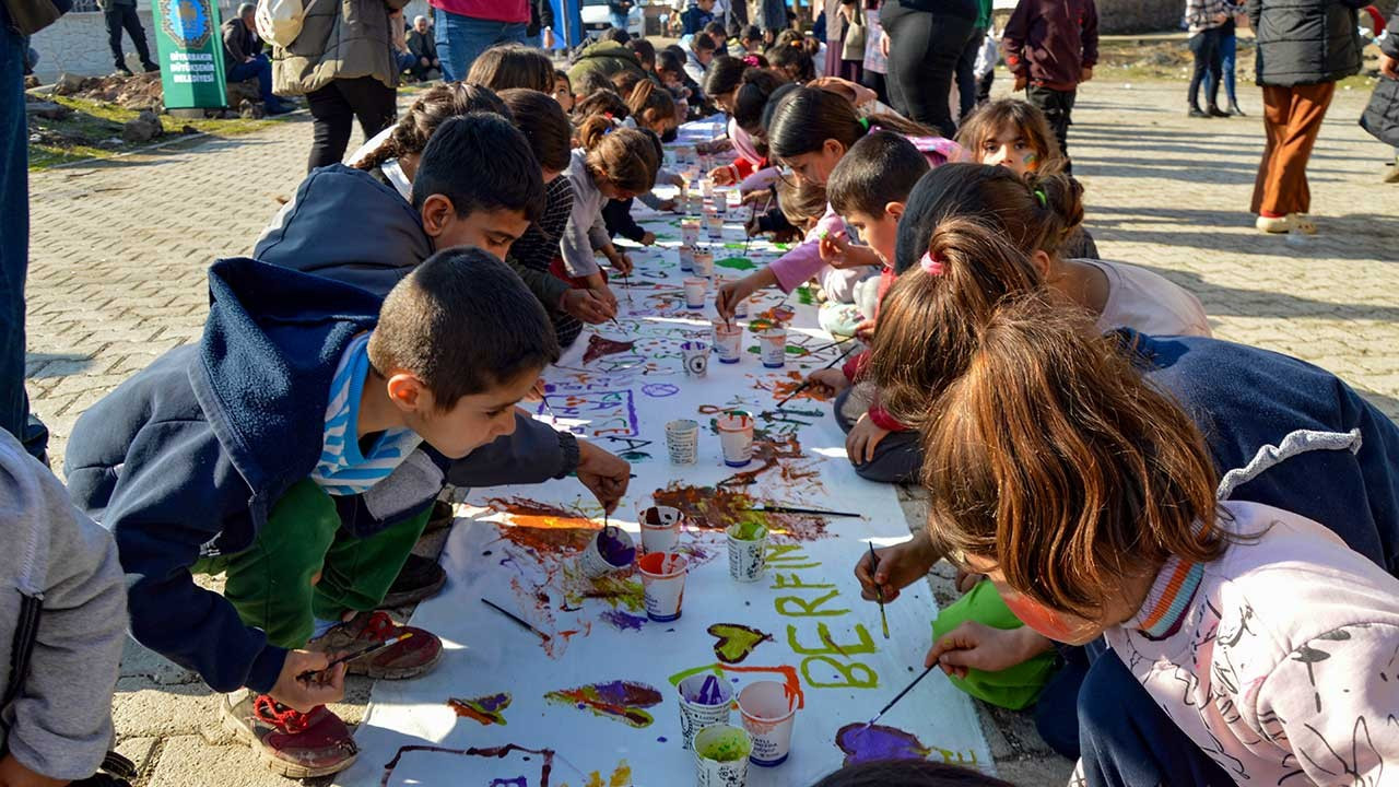 Diyarbakır’da 'Çocuklarla Sanat ve Spor Şenliği'