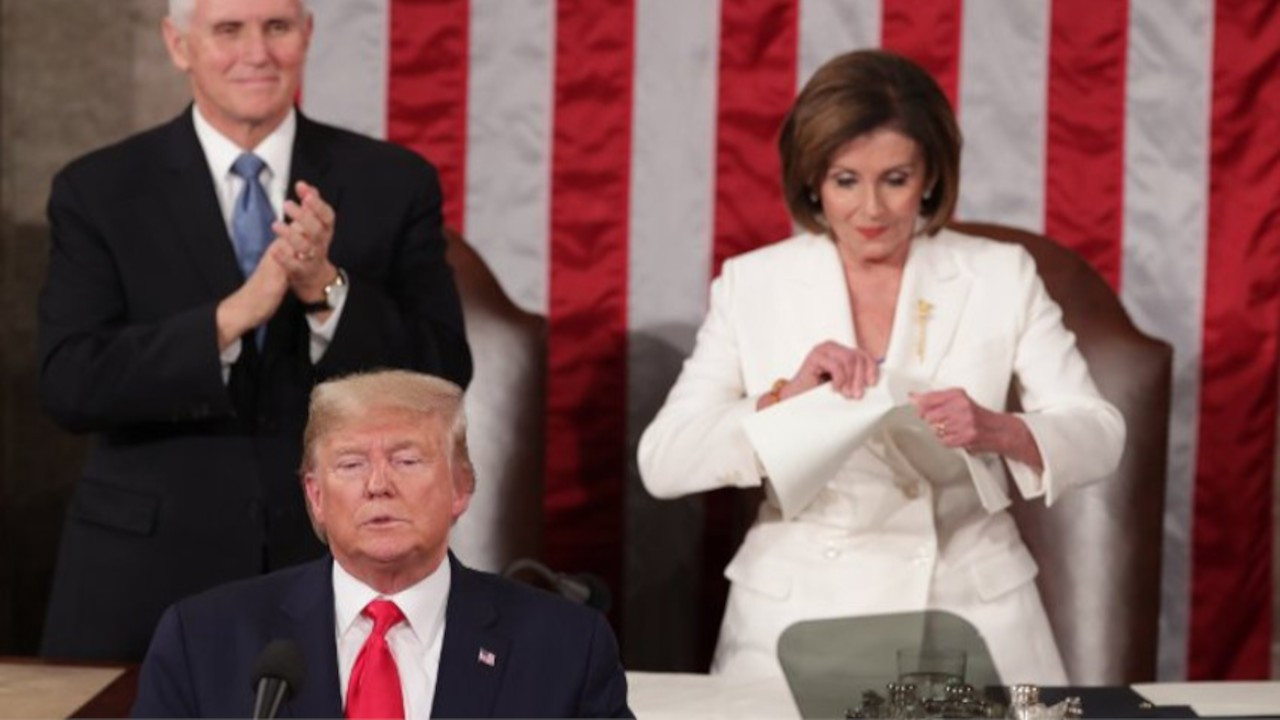 Pelosi, Trump'ın yemin törenine katılmayacak