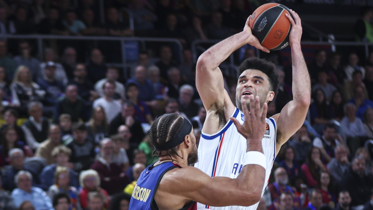 Barcelona, Anadolu Efes'i mağlup etti