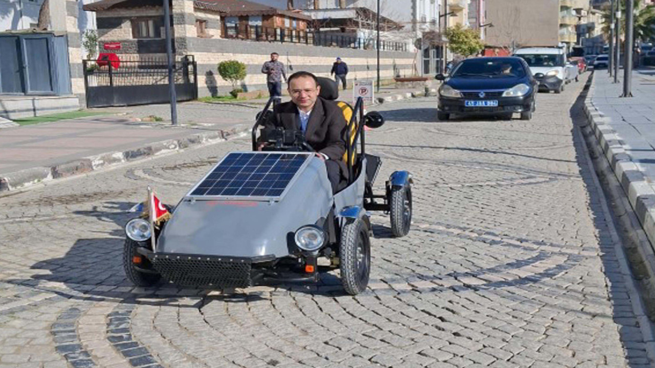 Liseliler güneş enerjili araç üretti, kaymakam test etti