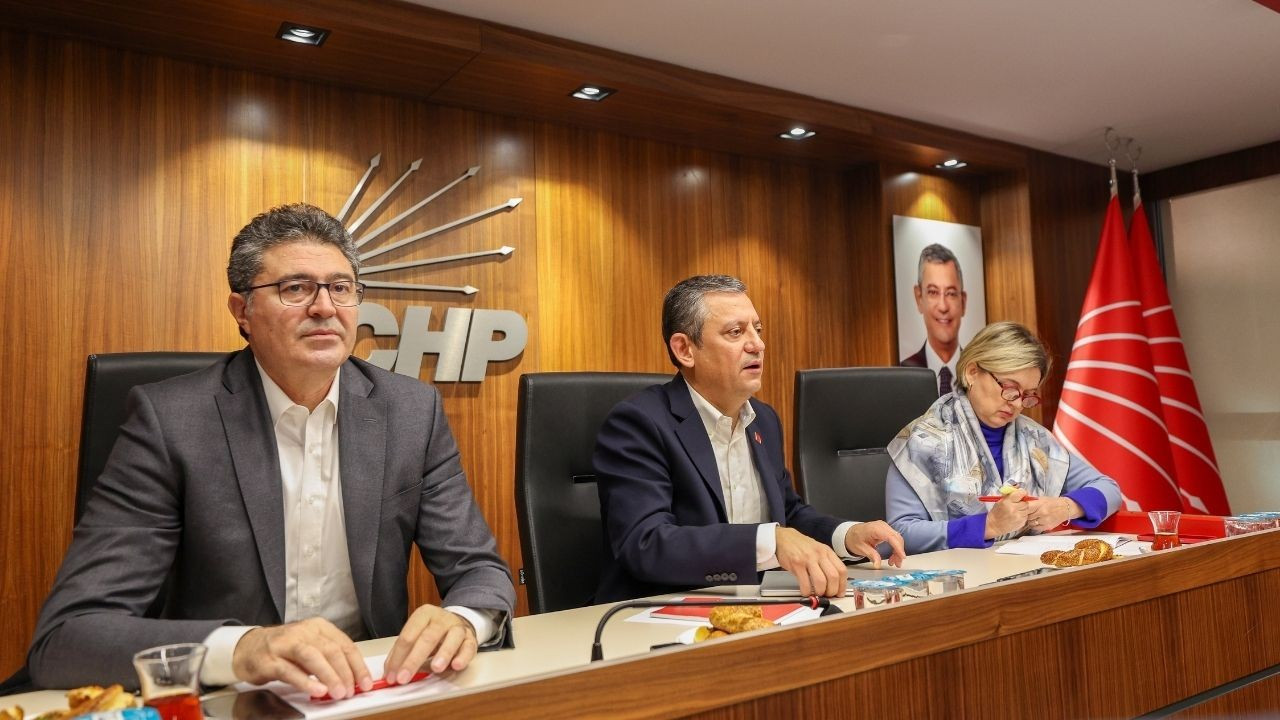 CHP'den 'iktidar programı' ve 'cumhurbaşkanı adayı' hamlesi