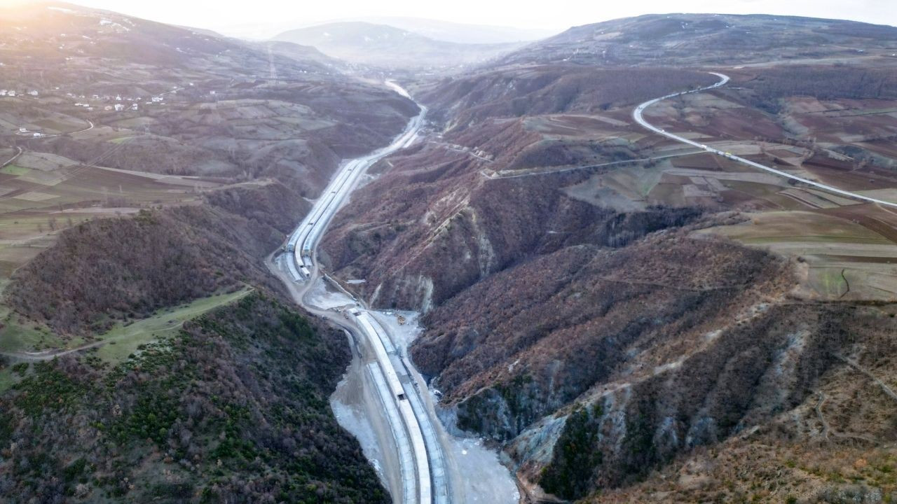 6 bakan, 6 vali ve 3 başkan değişti ama yol projesi 12 yılda bitmedi