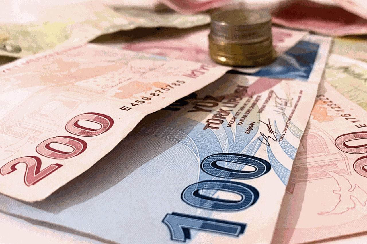 Banka banka güncel mevduat faizleri: 350 bin TL'nin aylık faiz getirisi ne kadar? - Sayfa 1