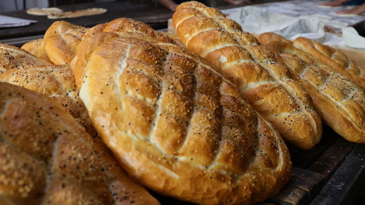 Adana'da ekmek ve pideye zam