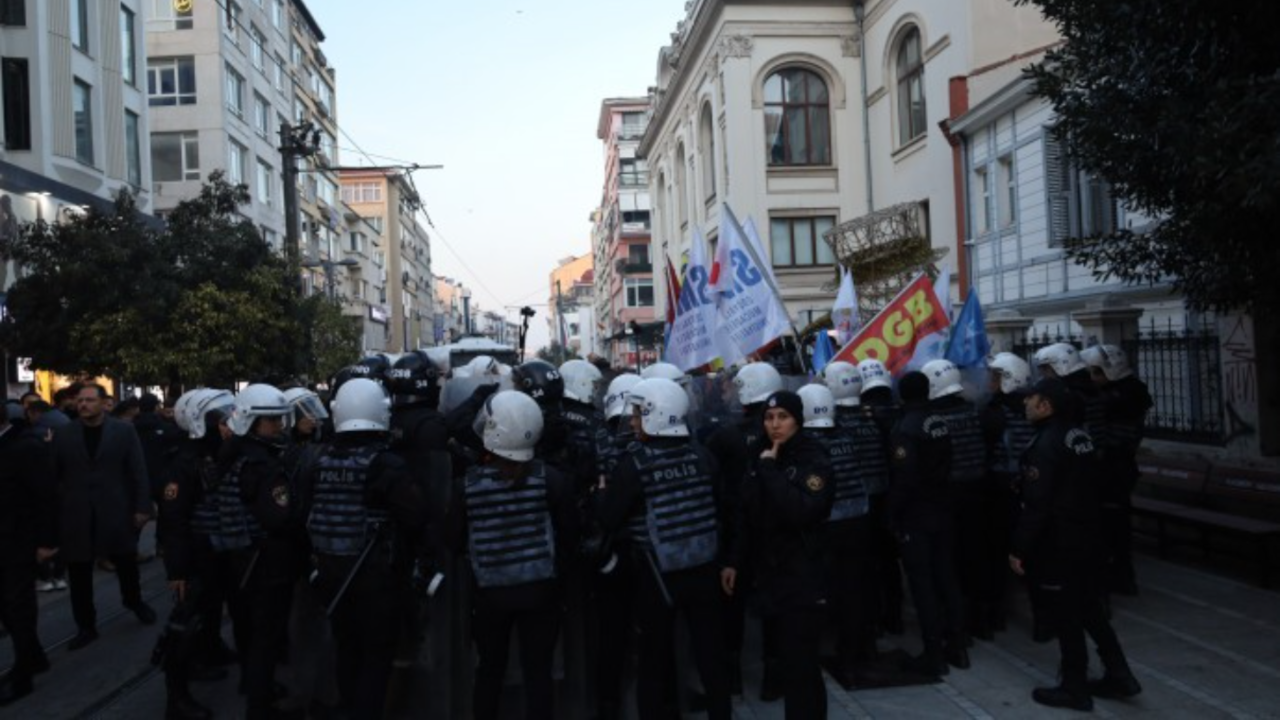 Gözaltı protestosuna polis engeli: 40 kişi gözaltına alındı