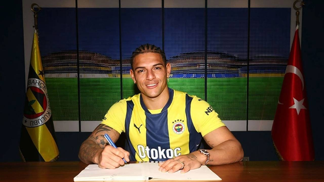 Fenerbahçe'de 3,5 yıllık resmi imza: Diego Carlos'tan ilk sözler