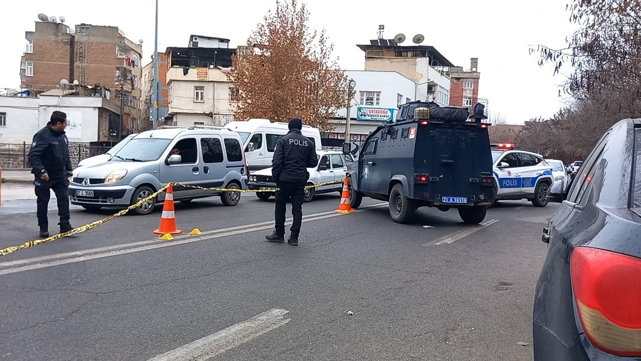 Sokakta silahlı saldırı: Bir ölü