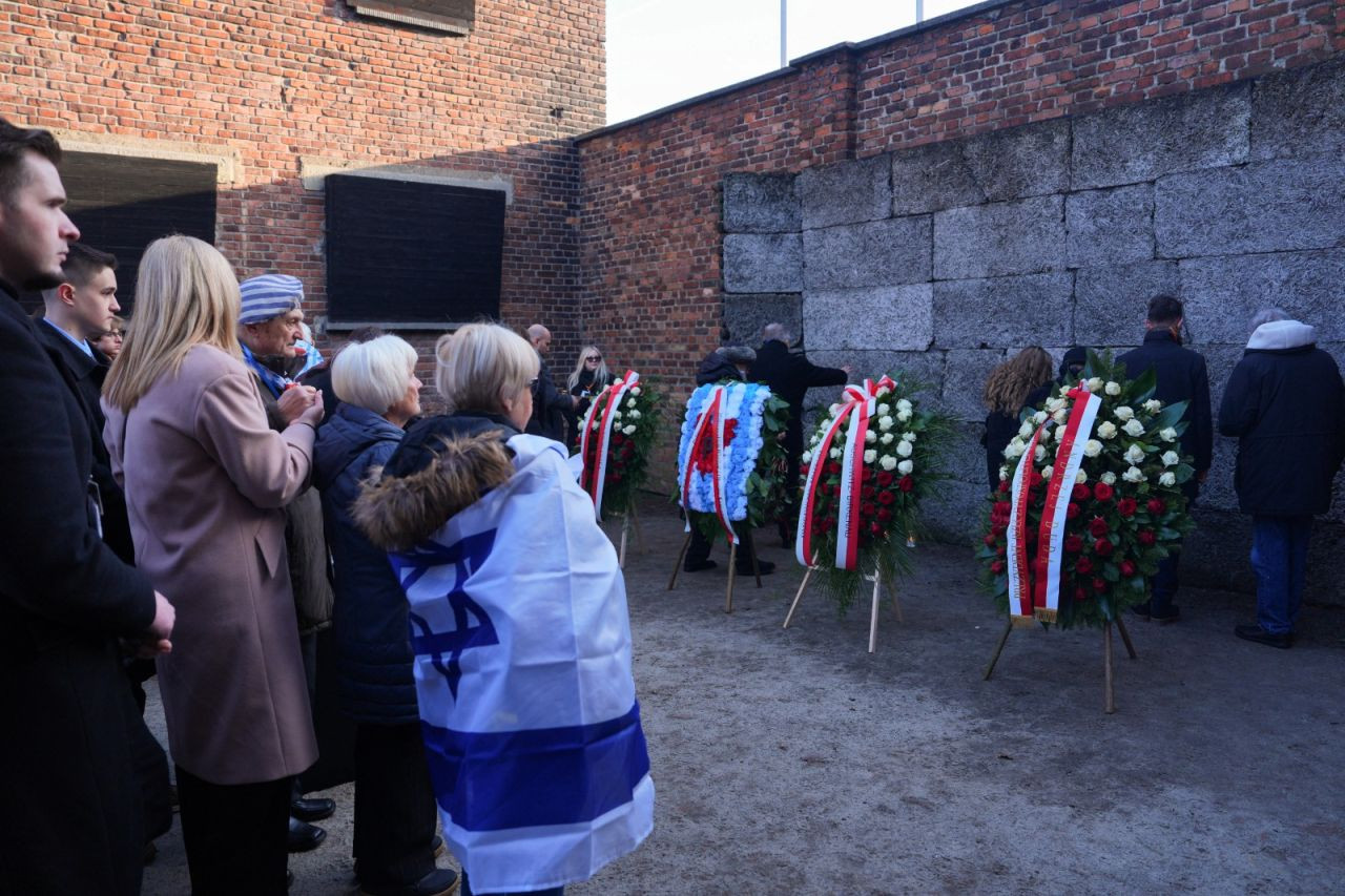 Auschwitz'in kurtuluşunun 80'inci yıldönümü: Holokost'ta katledilenler anıldı - Sayfa 3